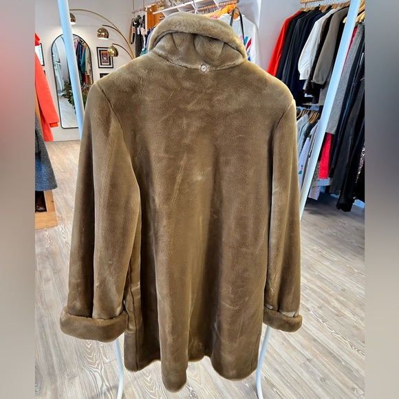 Dennis basso faux fur toggle and zipper fur coat - Picture 2 of 6